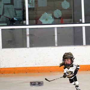 Image post by @cubuffswomenshockey on Instagram