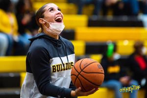 Image post by @_ohheytiff on Twitter