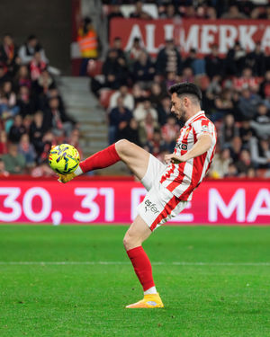 Image post by @realsporting on Instagram