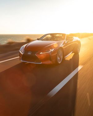 Image post by @discoverlexus on Instagram