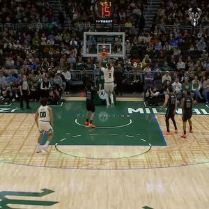 Video post by @milwaukeebucks on Facebook