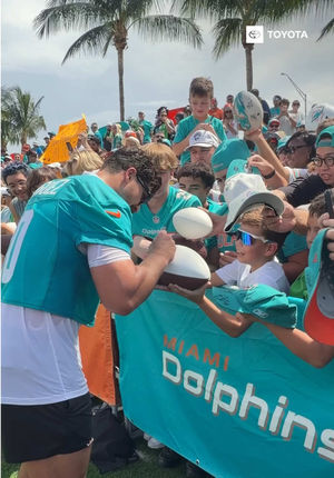 Video post by @miamidolphins on TikTok