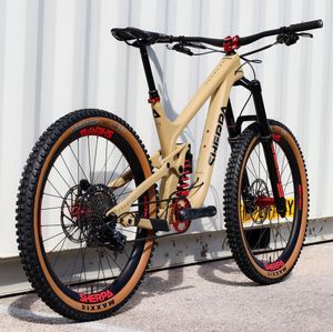 Image post by @ridesherpa on Instagram