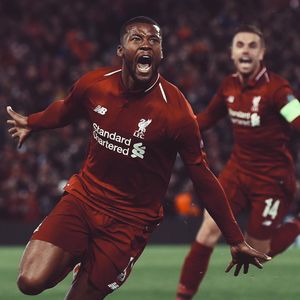 Image post by @soccerdotcom on Instagram