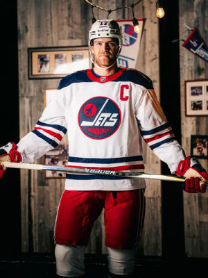 Video post by @nhljets on TikTok