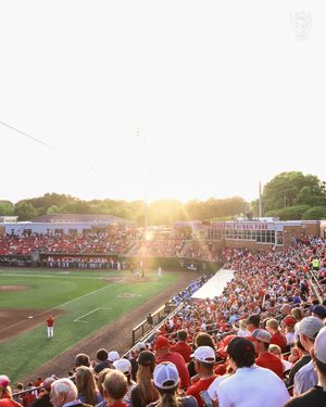 Image post by @packathletics on Instagram