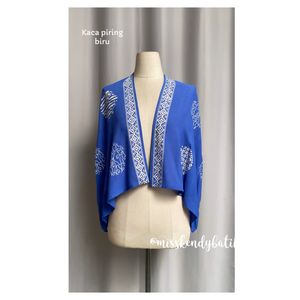 Image post by @misskendybatik on Instagram