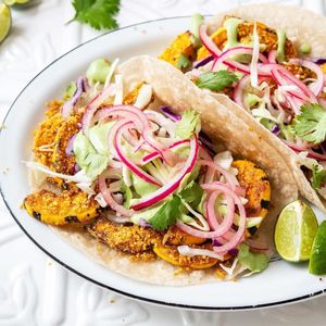 Image post by @eatcoyotas on Instagram