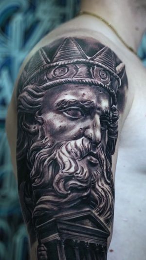 Video post by @skindesigntattoos on Instagram