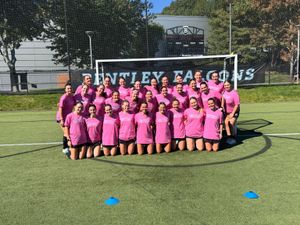 Image post by @bentleyfieldhockey on Instagram
