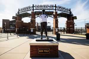 Image post by @hailstatebb on Instagram