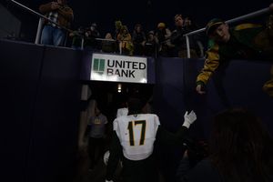 Image post by @LionUpFootball on Twitter