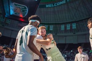 Image post by @OhioMBasketball on Twitter