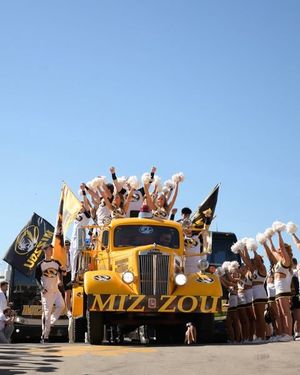 Image post by @mizzou_cheer on Instagram