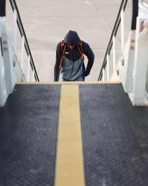 Image post by @vol_hoops on Instagram