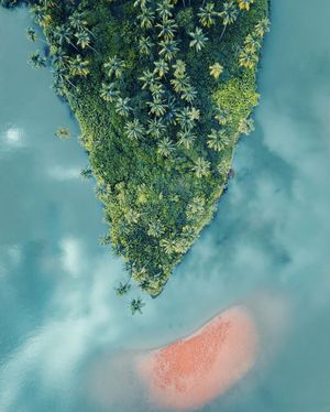 Image post by @droneartgallery on Instagram