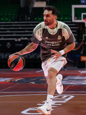 Image post by @realmadridbasket on Instagram