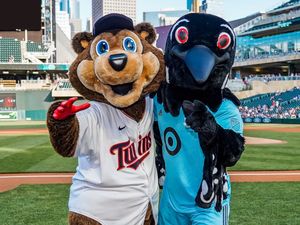 Image post by @twins on Instagram