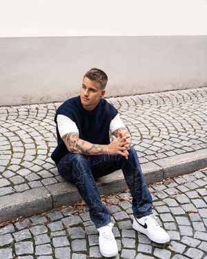 Image post by @emilsebastiian on Instagram