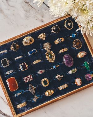 Image post by @maejeanvintage on Instagram