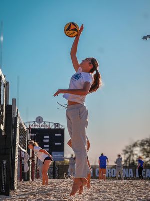 Image post by @uncwbeachvb on Instagram
