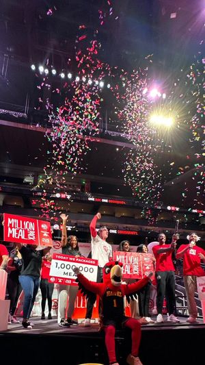 Image post by @StateFarm on Twitter