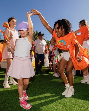 Image post by @dolphinscheer on Instagram