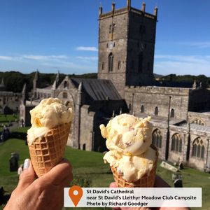 Image post by @candmclub on Instagram