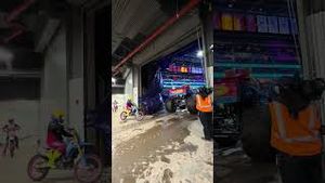 Video post by @monsterjam on YouTube