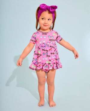 Image post by @poshpeanut on Instagram