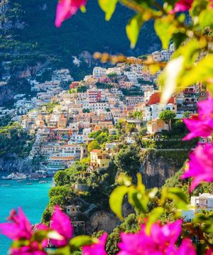 Image post by @delola on Instagram