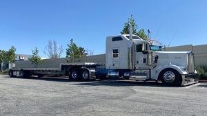 Image post by @inlandkenworthus on Instagram