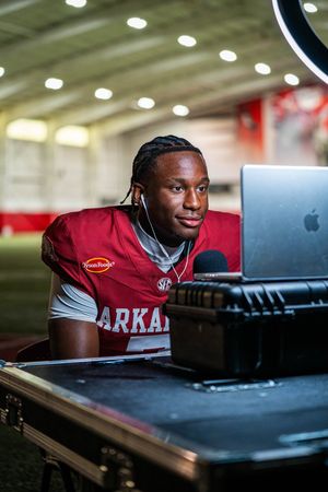 Image post by @HogsPlus on Twitter