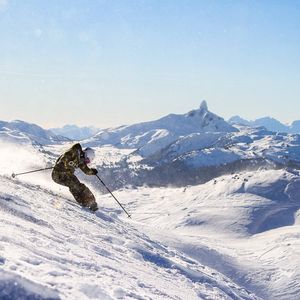 Image post by @whistlerblackcomb on Instagram