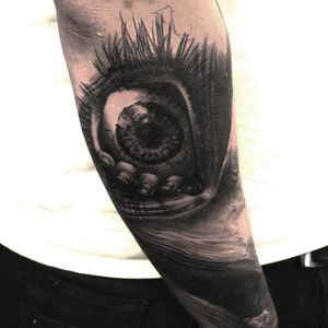 Image post by @thomaswellstattoo on Instagram