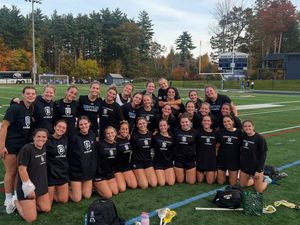 Image post by @bentleywlax on Instagram