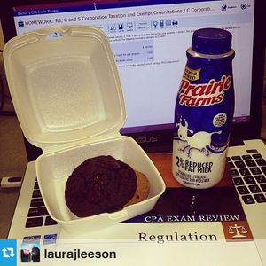 Image post by @insomniacookies on Instagram