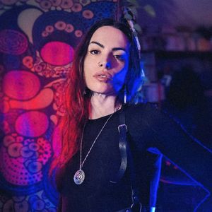 Image post by @cintiamars on Instagram