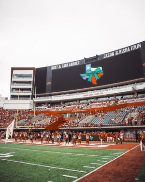 Image post by @TexasFootball on Twitter