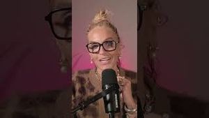 Video post by @shop.with.caroline on YouTube