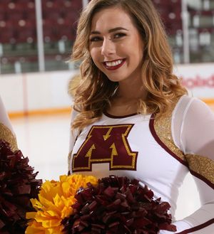 Image post by @gopherhockeycheer on Instagram