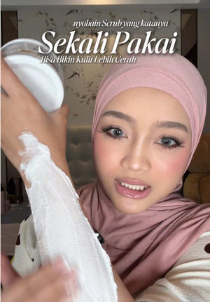 Video post by @hellodhani on TikTok
