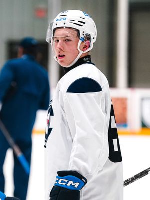 Image post by @nhljets on Instagram