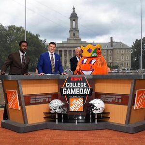 Image post by @orangebowl on Instagram