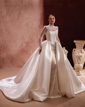 Image post by @dama_couture on Instagram