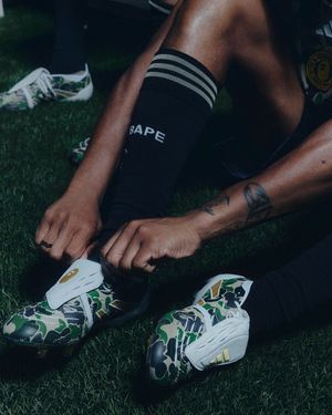 Image post by @sneakerpolitics on Instagram