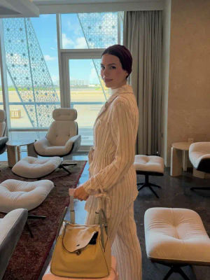 Image post by @saharxalansari on TikTok