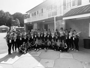 Image post by @llsoftballws on Instagram