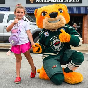 Image post by @iowawild on Instagram