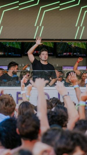 Image post by @marqueelv on Facebook
